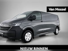 Volkswagen e-Transporter - L2H1 Life 64 kWh 136PK | Automaat | Achteruitrijcamera | Parkeernsensoren Voor + Achter |