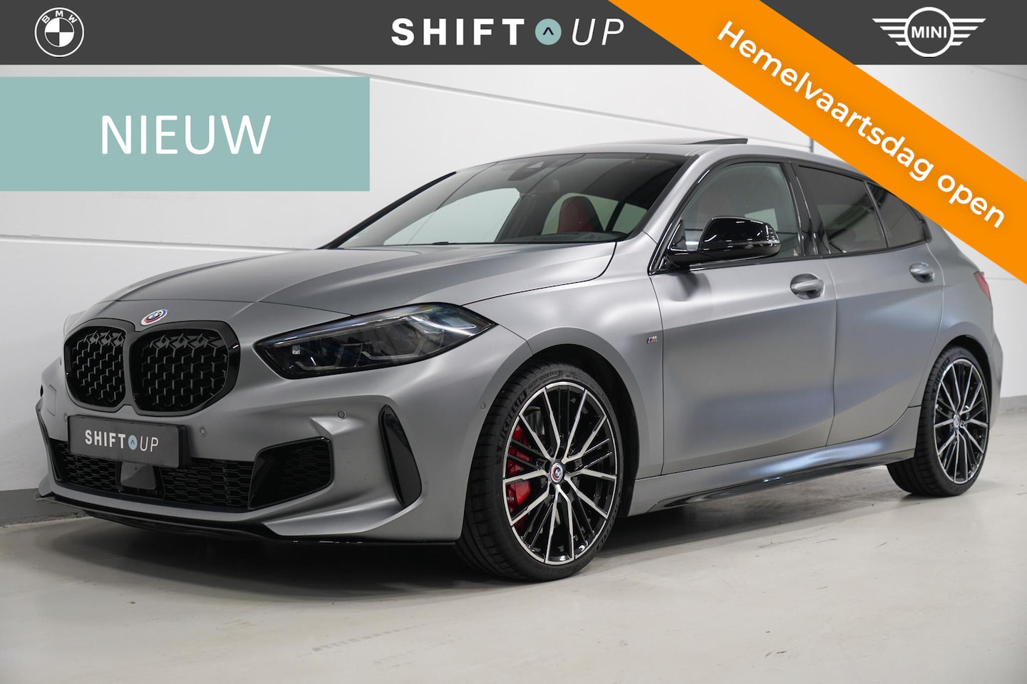 BMW 1-serie - M135i xDrive Panoramadak | Head Up | Harman Kardon - AutoWereld.nl