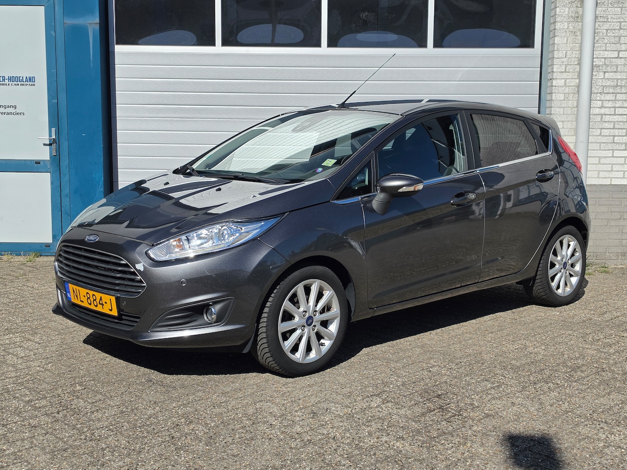 Ford Fiesta - 1.0 EcoBoost Titanium Voorruitverwarming - Nieuwe distributieriem! - AutoWereld.nl