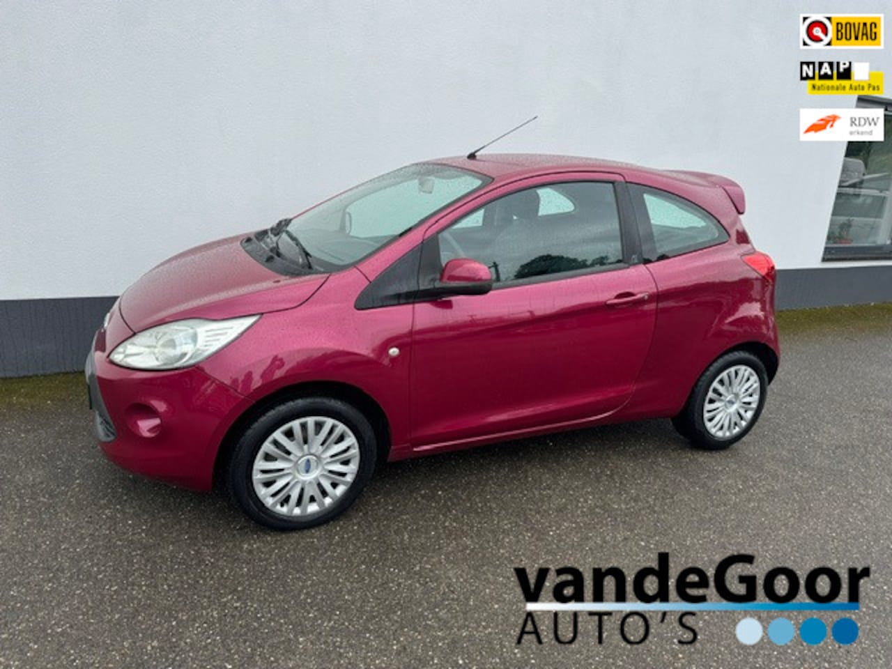 Ford Ka - 1.2 Titanium 1.2 Titanium, '10, airco, nwe. apk en distributie, in een nette staat ! - AutoWereld.nl