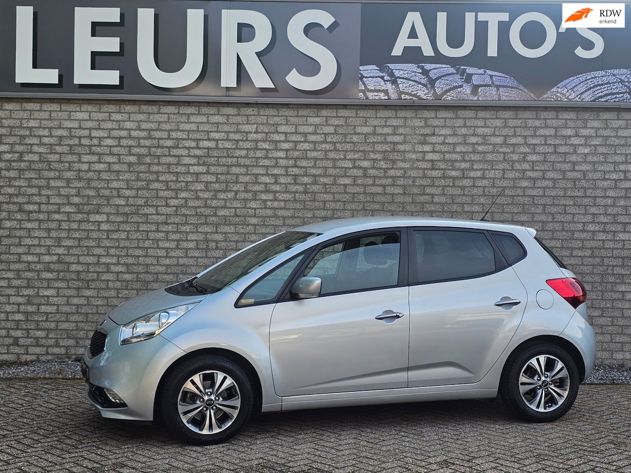 Kia Venga - 1.6 CVVT DynamicPLusLine Automaat/Camera - AutoWereld.nl