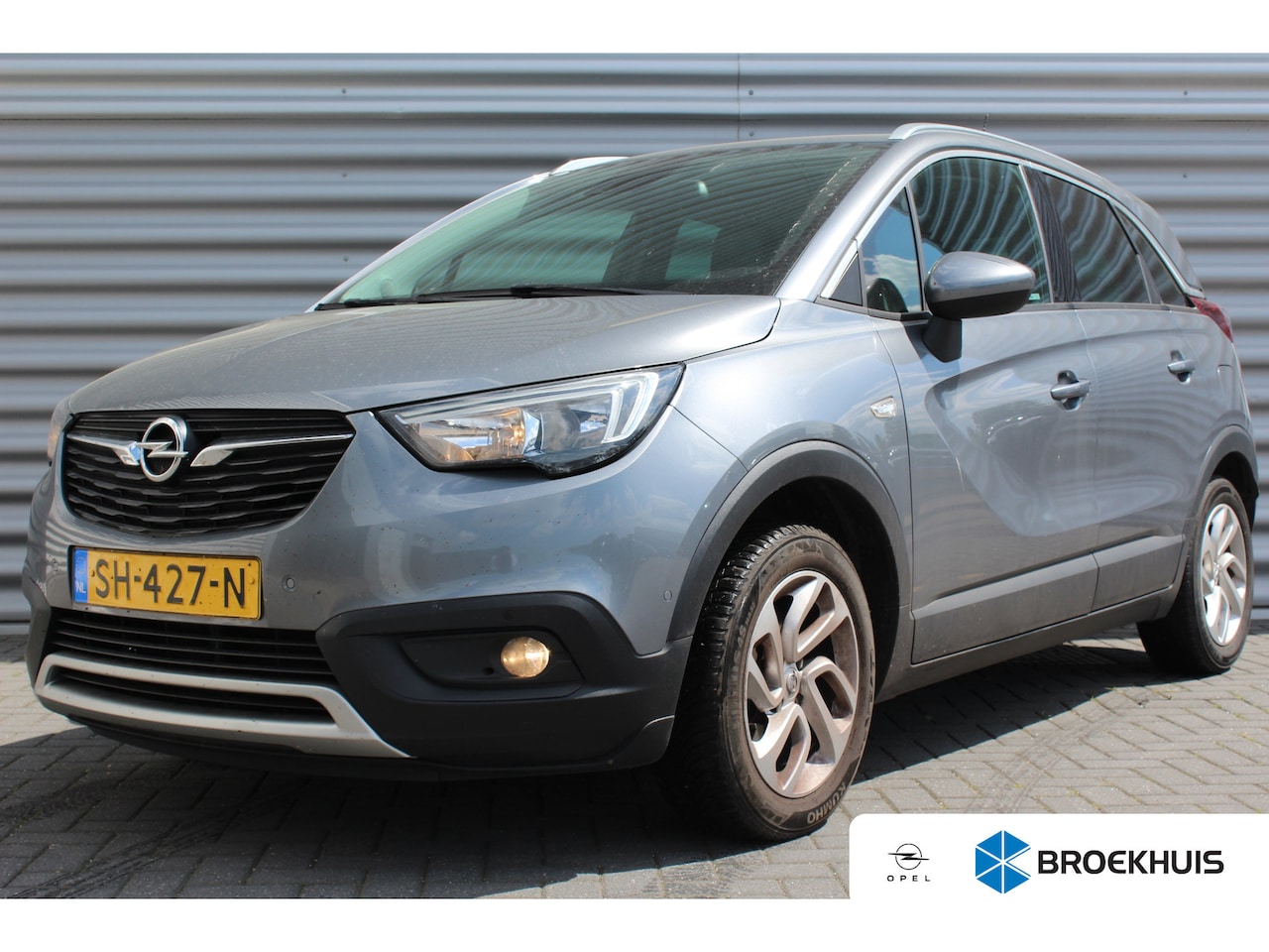 Opel Crossland X - 1.2 TURBO 110PK INNOVATION+ / NAVI / LEDER / CLIMA / LED / PDC / 16" LMV / CAMERA / KEYLES - AutoWereld.nl