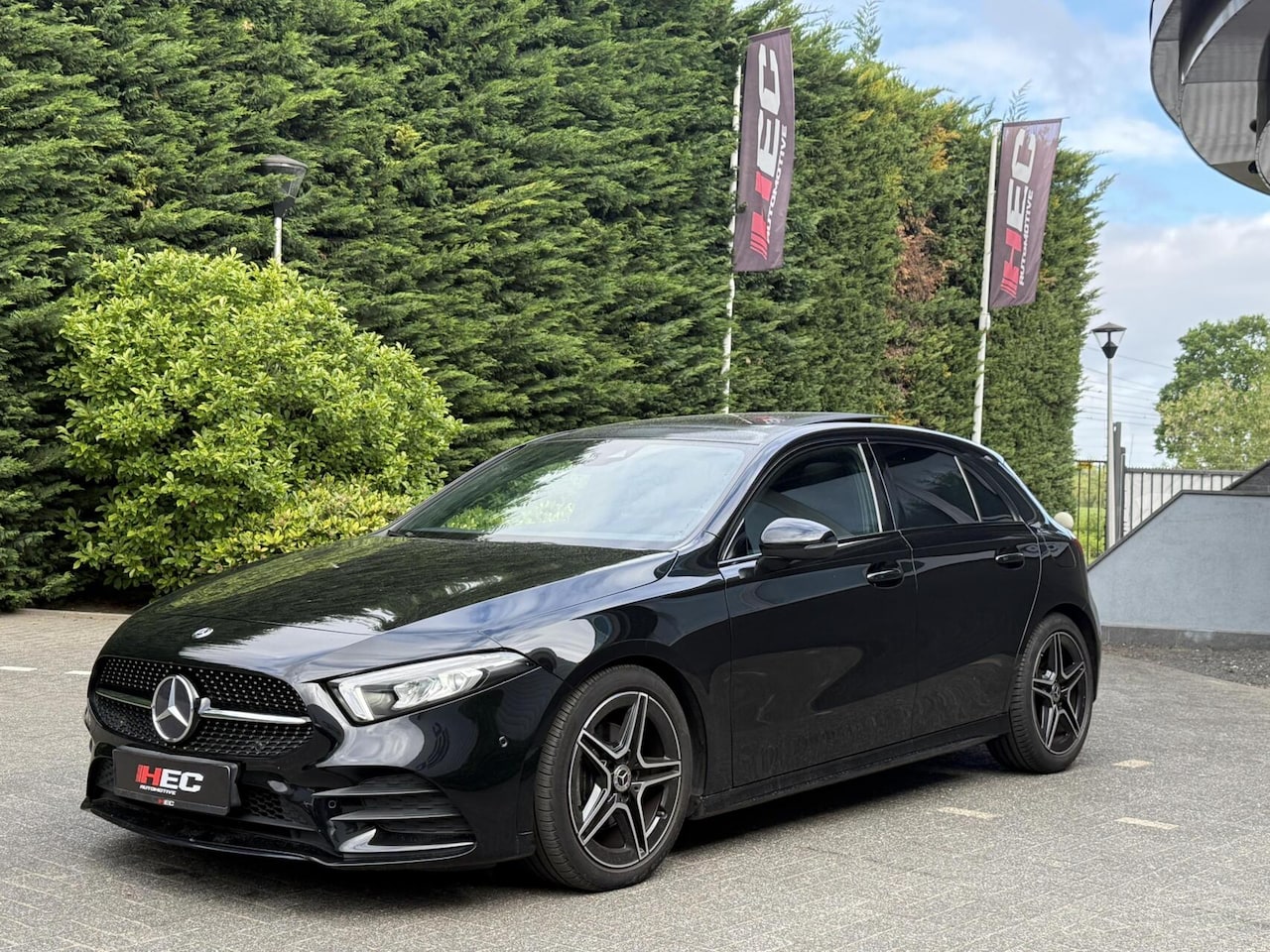 Mercedes-Benz A-klasse - 200 AMG Pano|Sfeer|Camera|Carplay - AutoWereld.nl