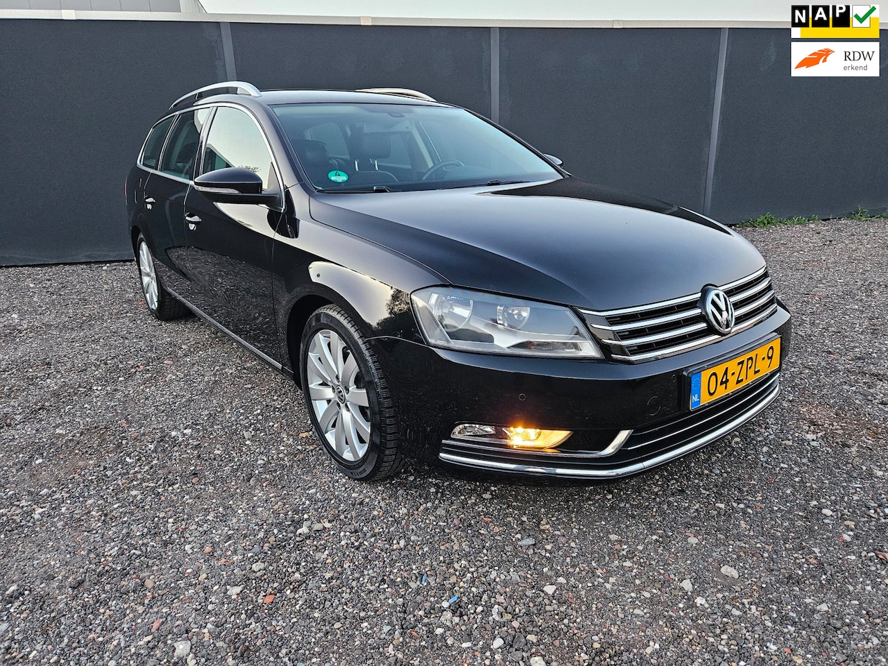 Volkswagen Passat Variant - 2.0 TSI Highline ALCANTARA/LEDER-CAMERA-TREKHAAK - AutoWereld.nl