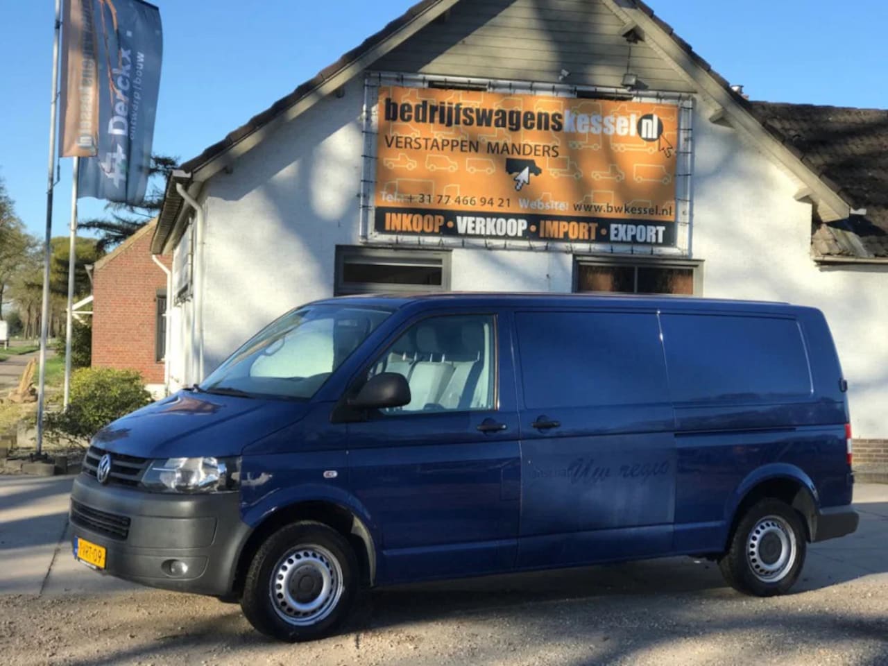 Volkswagen Transporter - 2.0 TDI 75 kW L2H1 Airco 2x schuifdeur - AutoWereld.nl