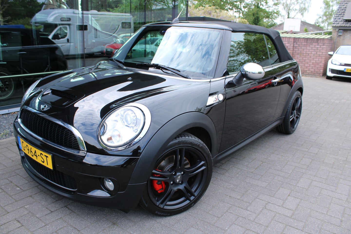 MINI Cabrio - 1.6 Cooper S Mini 1.6 Cooper S - AutoWereld.nl