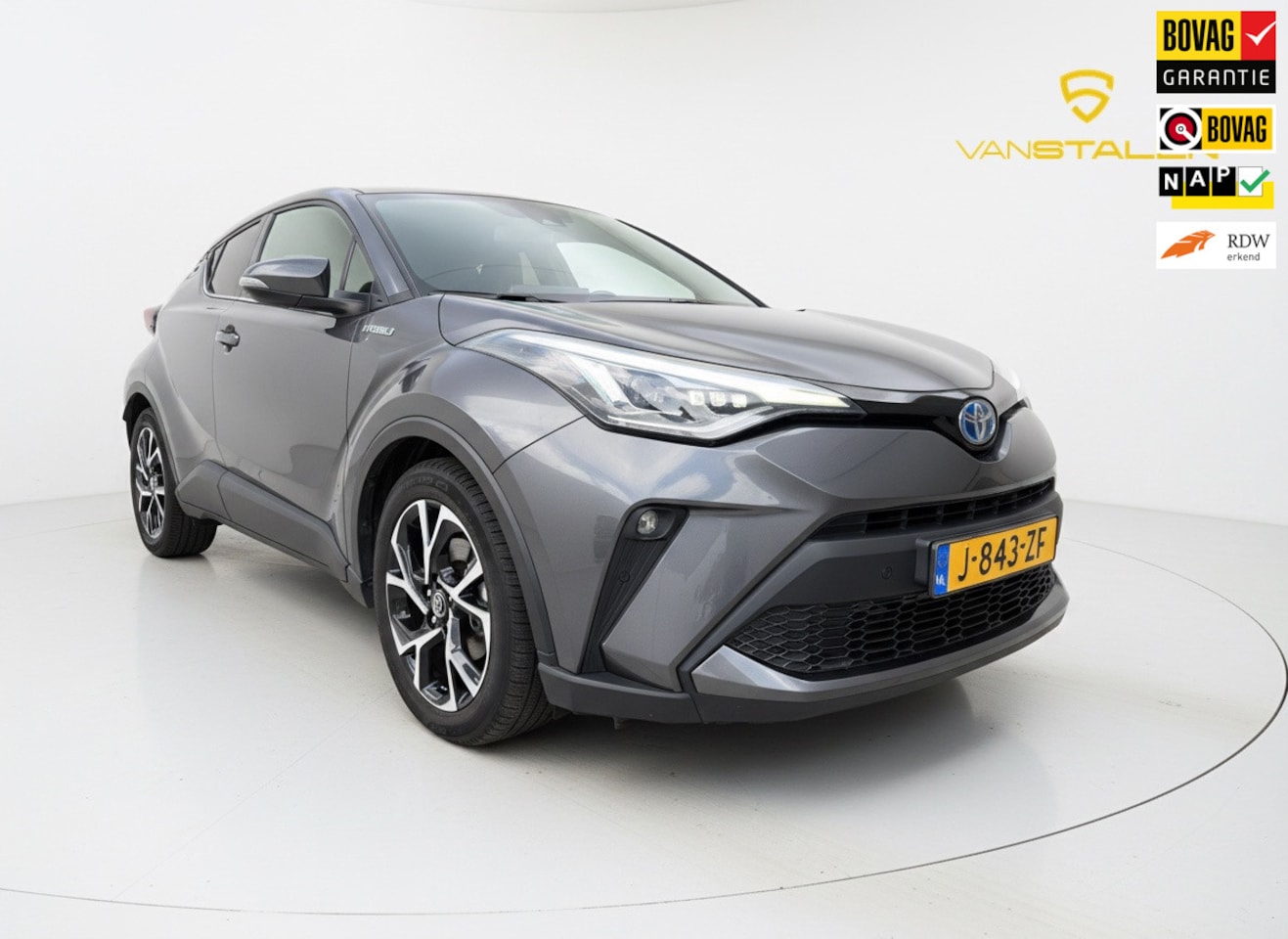Toyota C-HR - 2.0 Hybrid First Edition|Camera|Parkeersensoren|Navi|Stoelverwarming|Bluetooth| - AutoWereld.nl