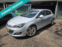 Opel Astra - 1.4 Turbo Sport + |2E EIGENAAR | 12MND GARANTIE | NAVI | CAMERA | NW APK |