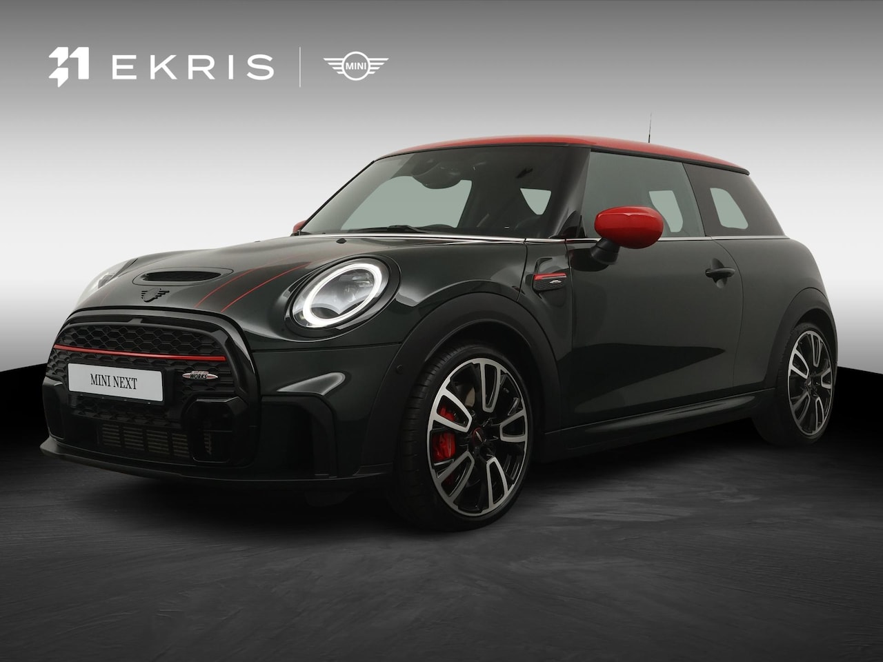 MINI John Cooper Works - 3-deurs JCW-Pack | Stoelverwarming | Adaptive Cruise | Head-up display | Achteruitrijcamer - AutoWereld.nl