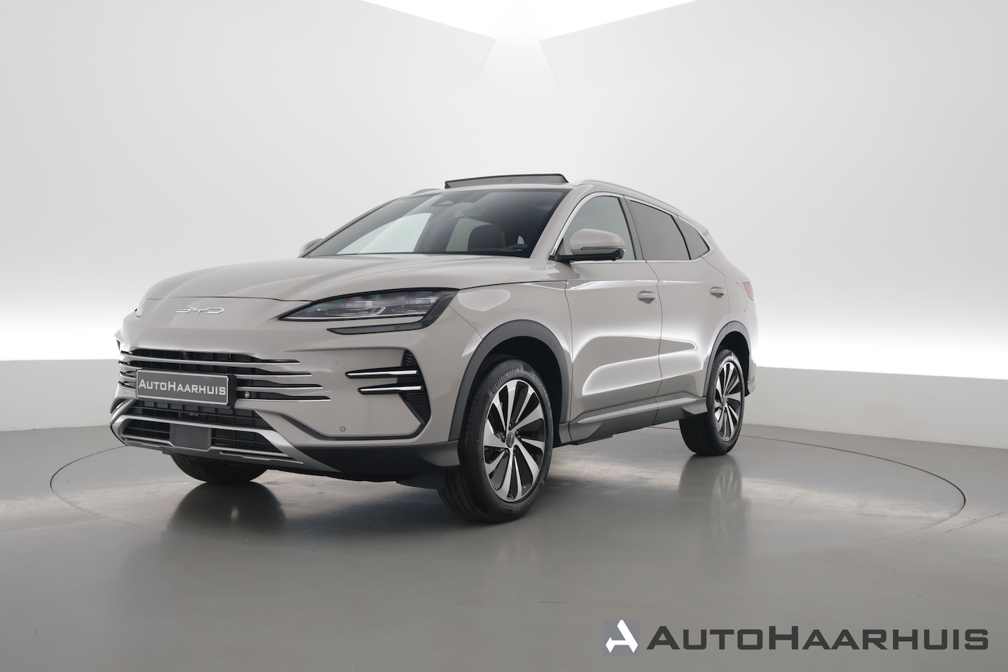 BYD Seal U - 1.5 DM-i FWD Comfort PHEV | Pano | HUD | Infinity | 360cam | Stoelventi. | Adapt. Cruise | - AutoWereld.nl