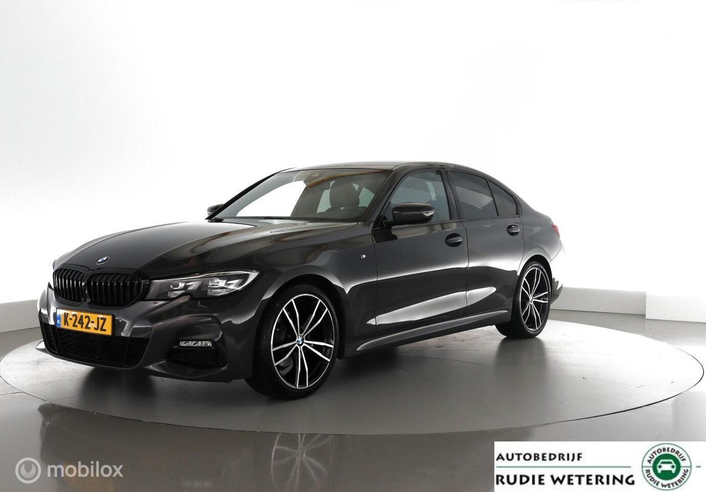 BMW 3-serie - 320i M Sport Executive Edition ShadowLine|nav|alcantara|19inch - AutoWereld.nl
