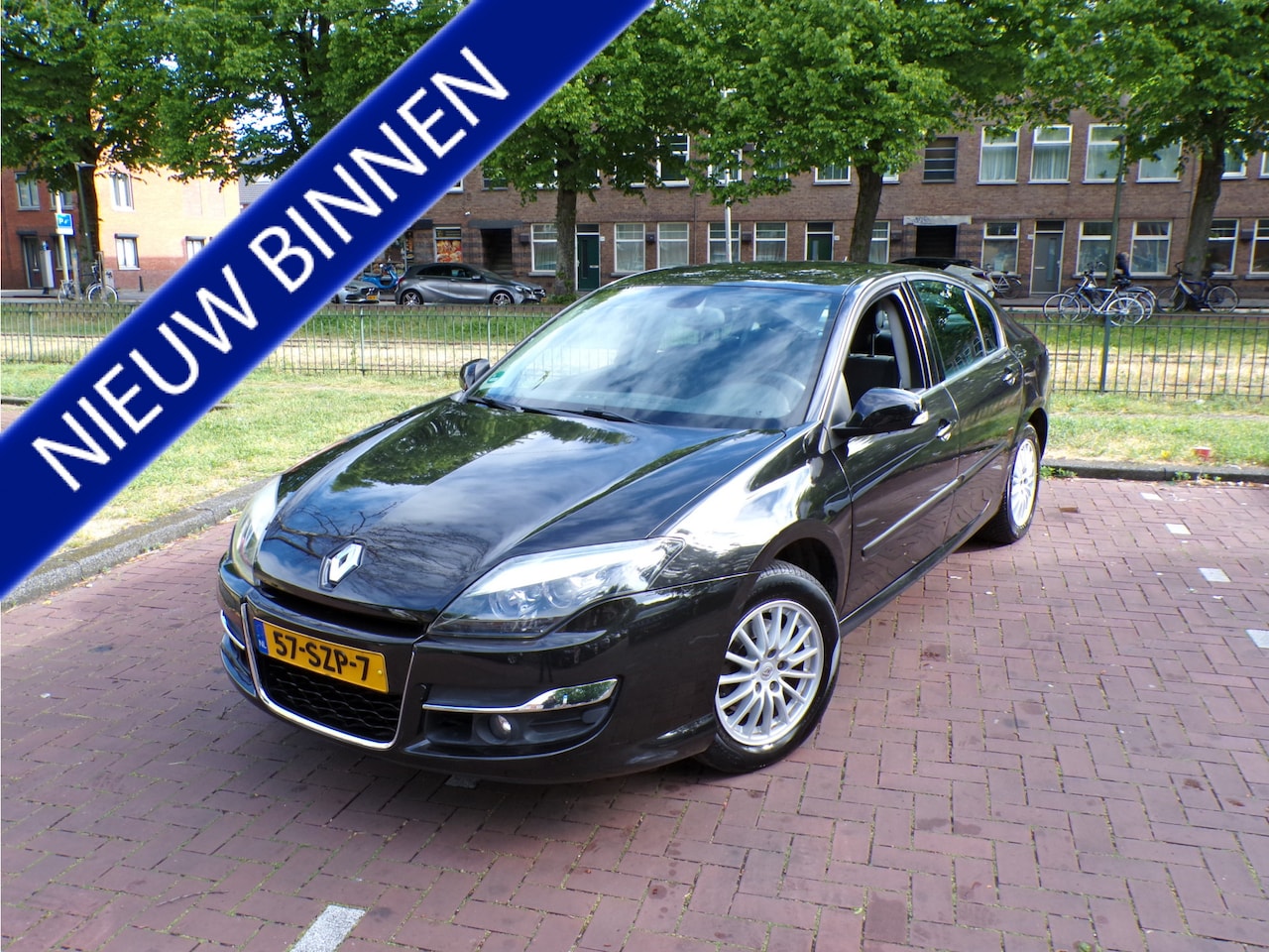 Renault Laguna - 2.0 Expression 2e eigenaar - AutoWereld.nl