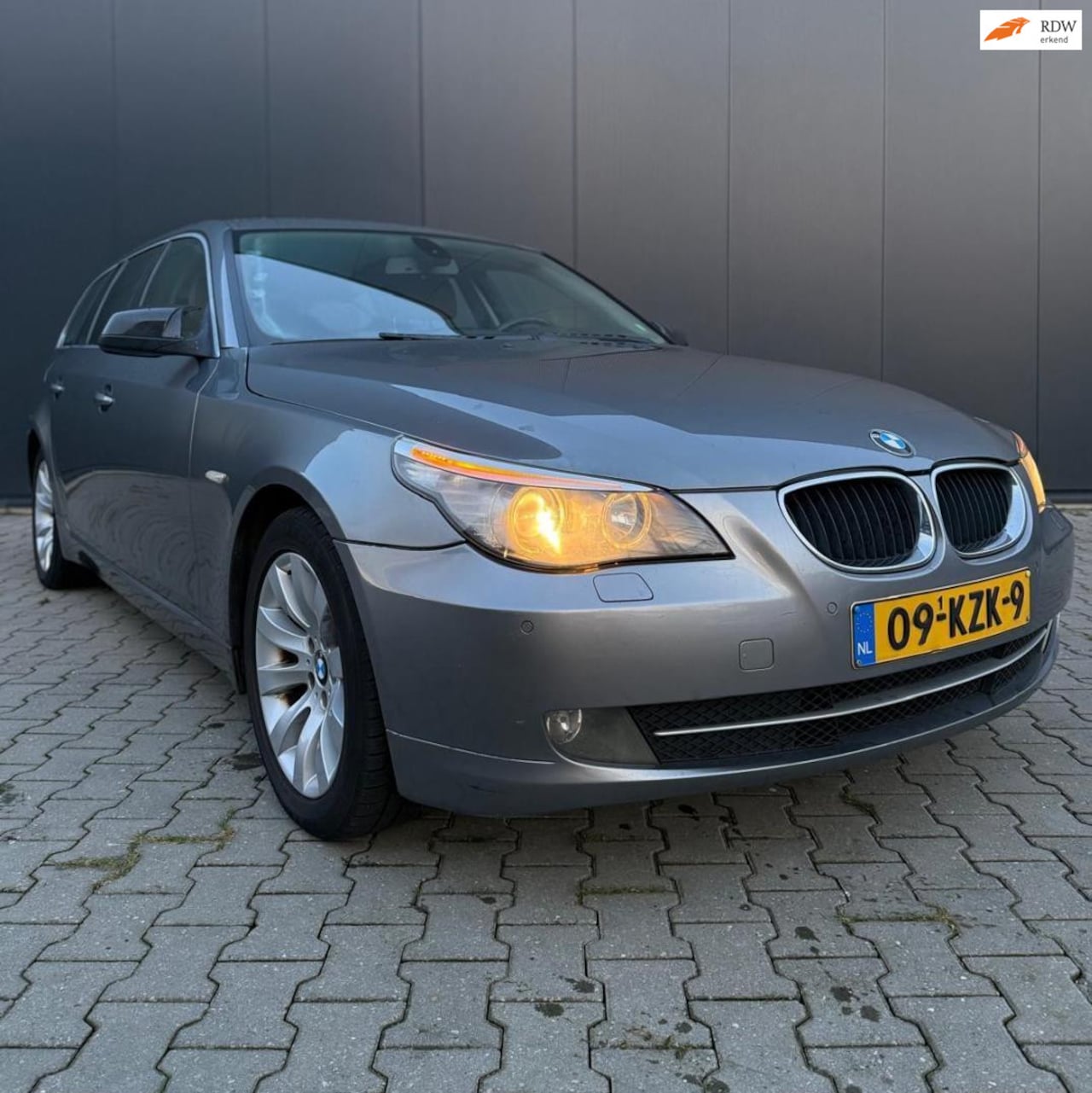 BMW 5-serie Touring - 520i Corporate Lease Business Line Edition I - AutoWereld.nl