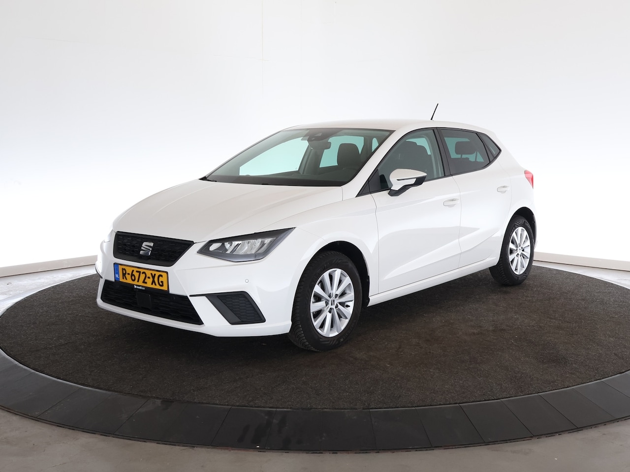 SEAT Ibiza - 1.0 EcoTSI Style Business Connect | Trekhaak | Carplay | Airco | - AutoWereld.nl