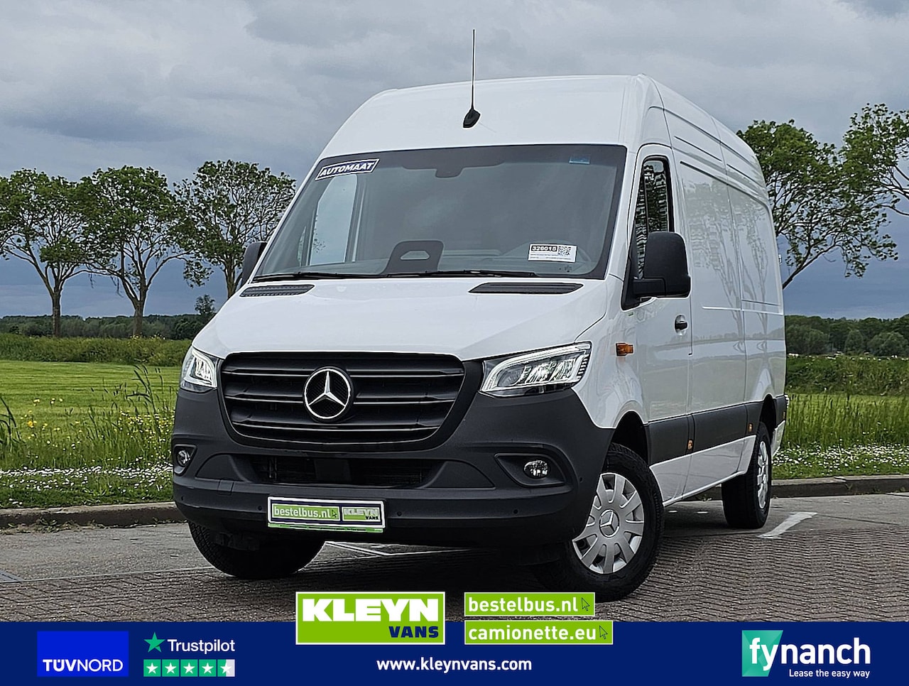 Mercedes-Benz Sprinter - 317 L2H2 Mbux10 LED - AutoWereld.nl