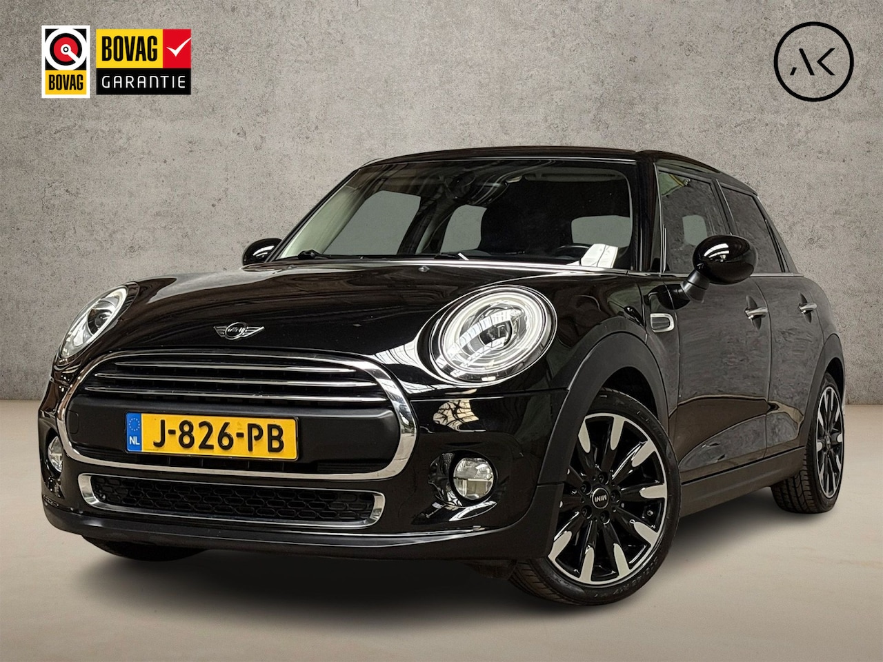 MINI One - 1.2 One Sport Automaat (NAVIGATIE, CLIMATE, LEDER, STOELVERWARMING, SPORTSTOELEN, PARKEERS - AutoWereld.nl
