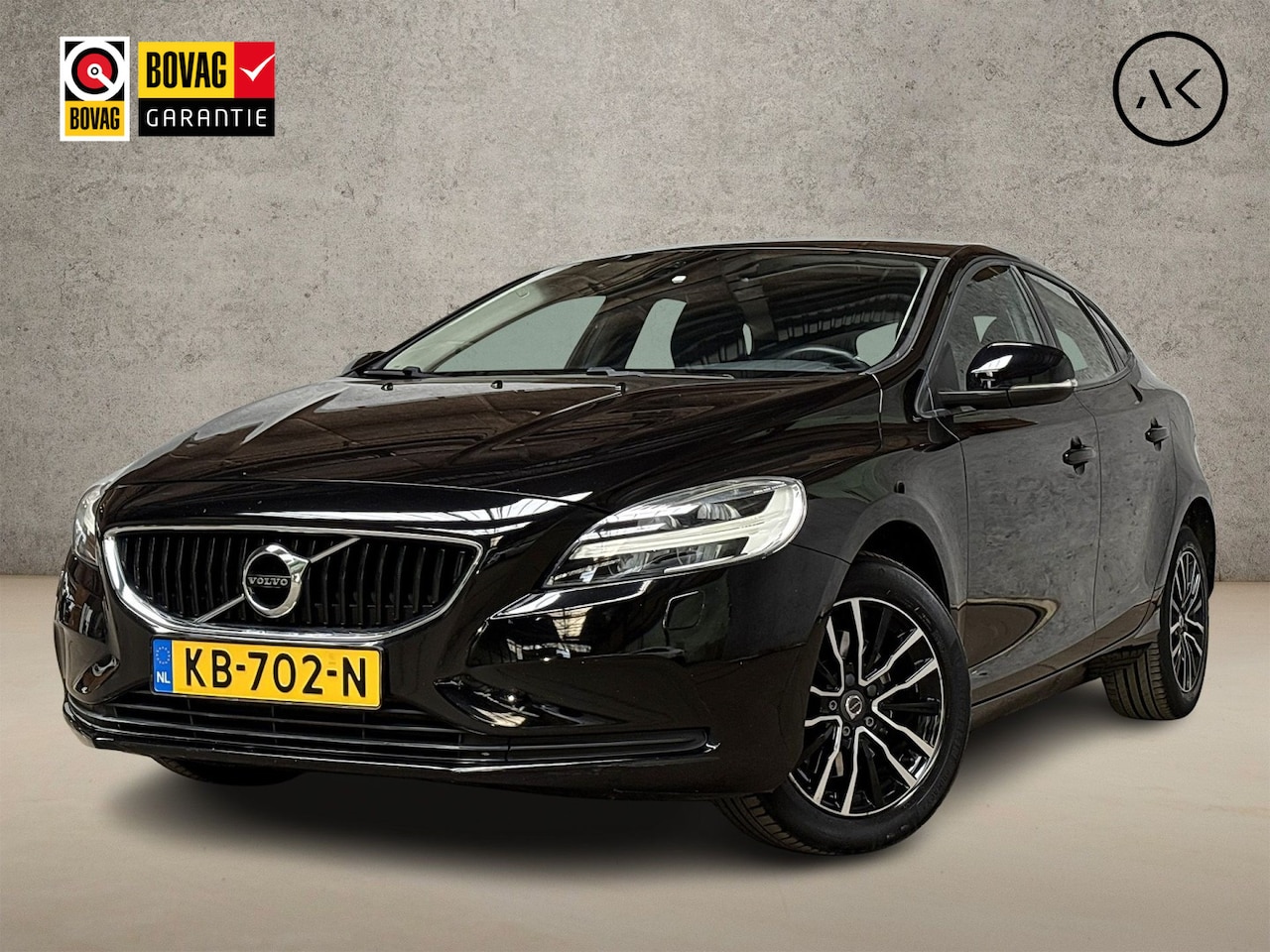 Volvo V40 - 2.0 T2 Sport (NAVIGATIE, CLIMATE, STOELVERWARMING, SPORTSTOELEN, PARKEERSENSOREN, CRUISE, - AutoWereld.nl