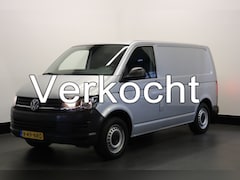 Volkswagen Transporter - 2.0 TDI 150PK Automaat EURO 6 - Airco - Navi - Cruise - Carplay - €15.950, - Excl