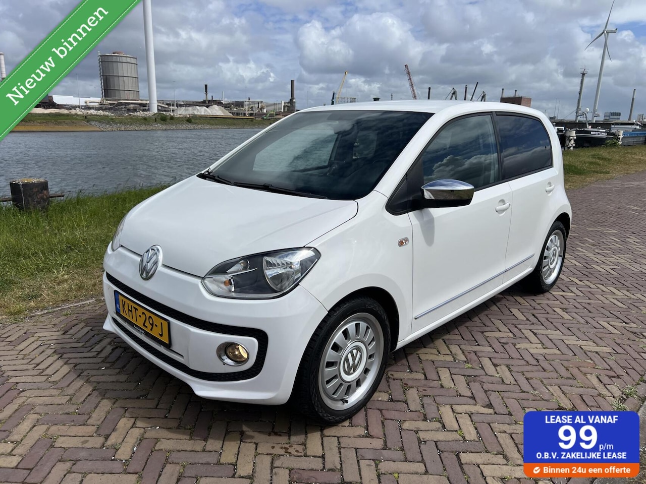 Volkswagen Up! - 1.0 Highline BJ 2016 AIRCO|NAVI|5DRS|CRUISE - AutoWereld.nl