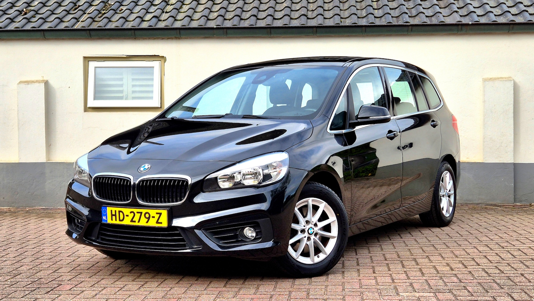 BMW 2-serie Gran Tourer - 218i Luxury - AutoWereld.nl