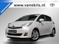 Toyota Verso S - 1.3 VVT-i Dynamic Panoramadak, Trekhaak, Parkeersensoren