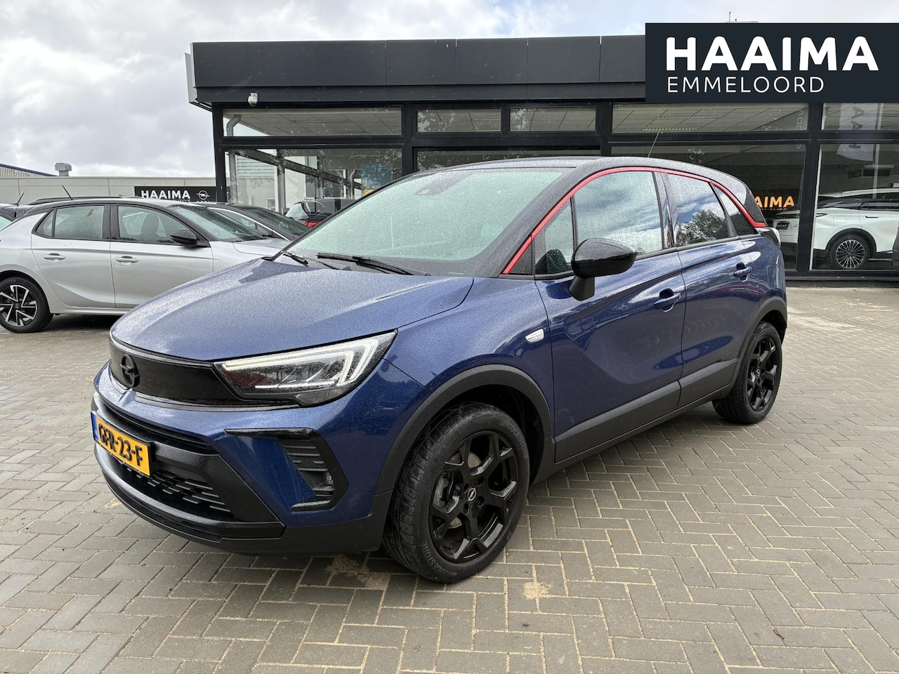 Opel Crossland - 1.2 Turbo 130pk Automaat GS Line | AGR Comfortstoel | Navigatie | Parkeersensoren | LED | - AutoWereld.nl