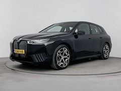BMW iX - xDrive50 Executive 112 kWh | M Sportpakket | Comfort Access pakket | Live Cockpit Professi