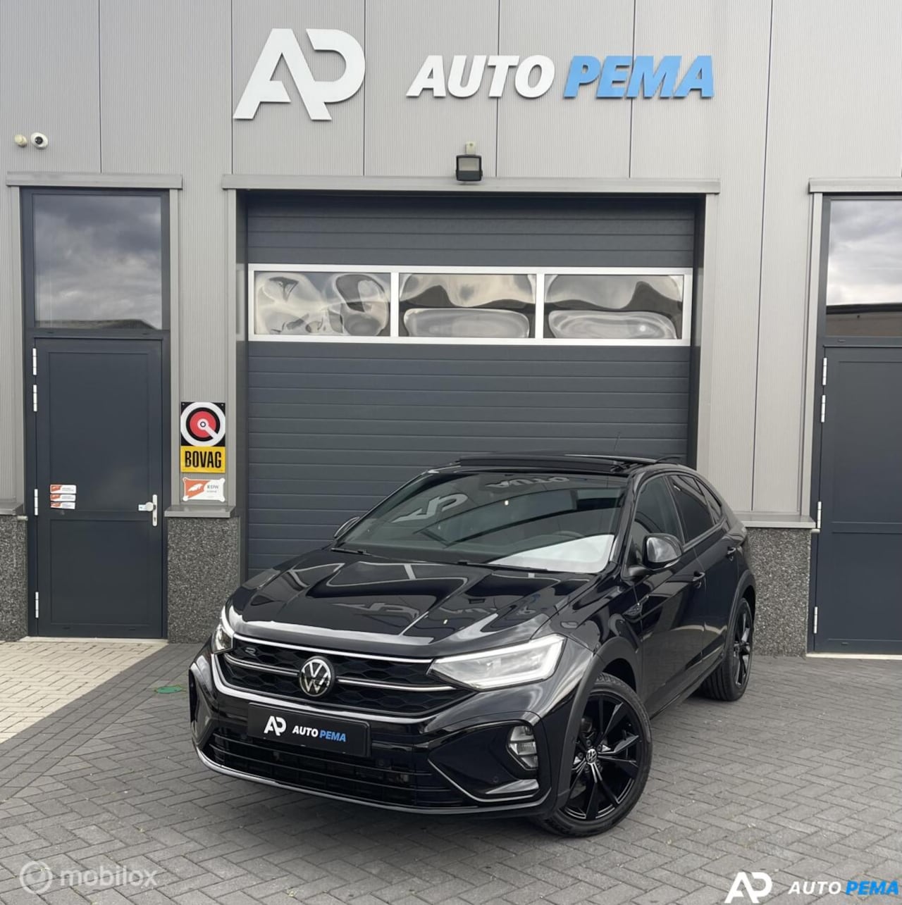 Volkswagen Taigo - 1.0 TSI DSG 3xR-Line 110PK Pano IQ - AutoWereld.nl