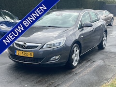 Opel Astra - 1.4 Turbo Edition