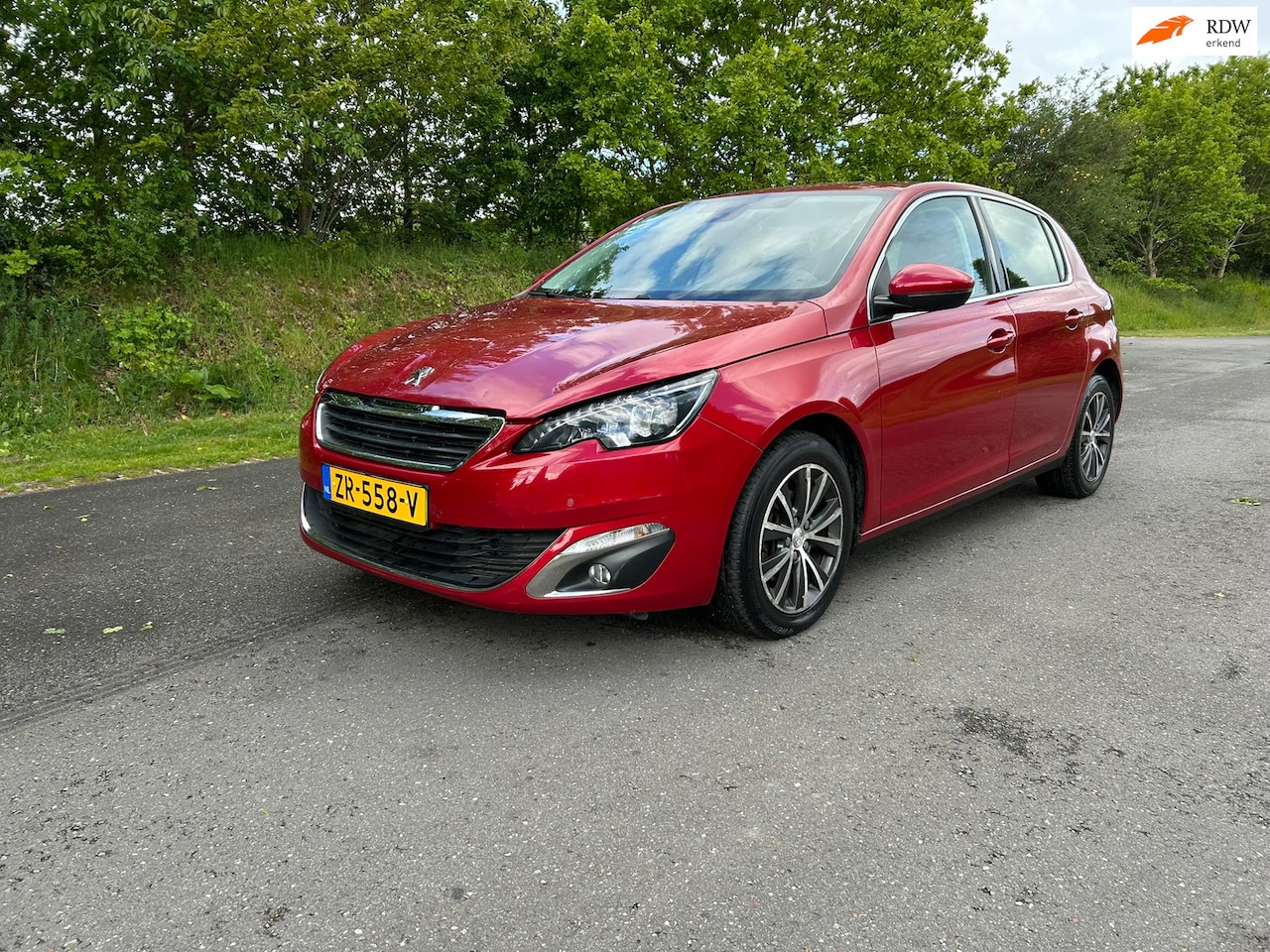 Peugeot 308 - 1.2 PureTech Allure 1.2 PureTech Allure - AutoWereld.nl