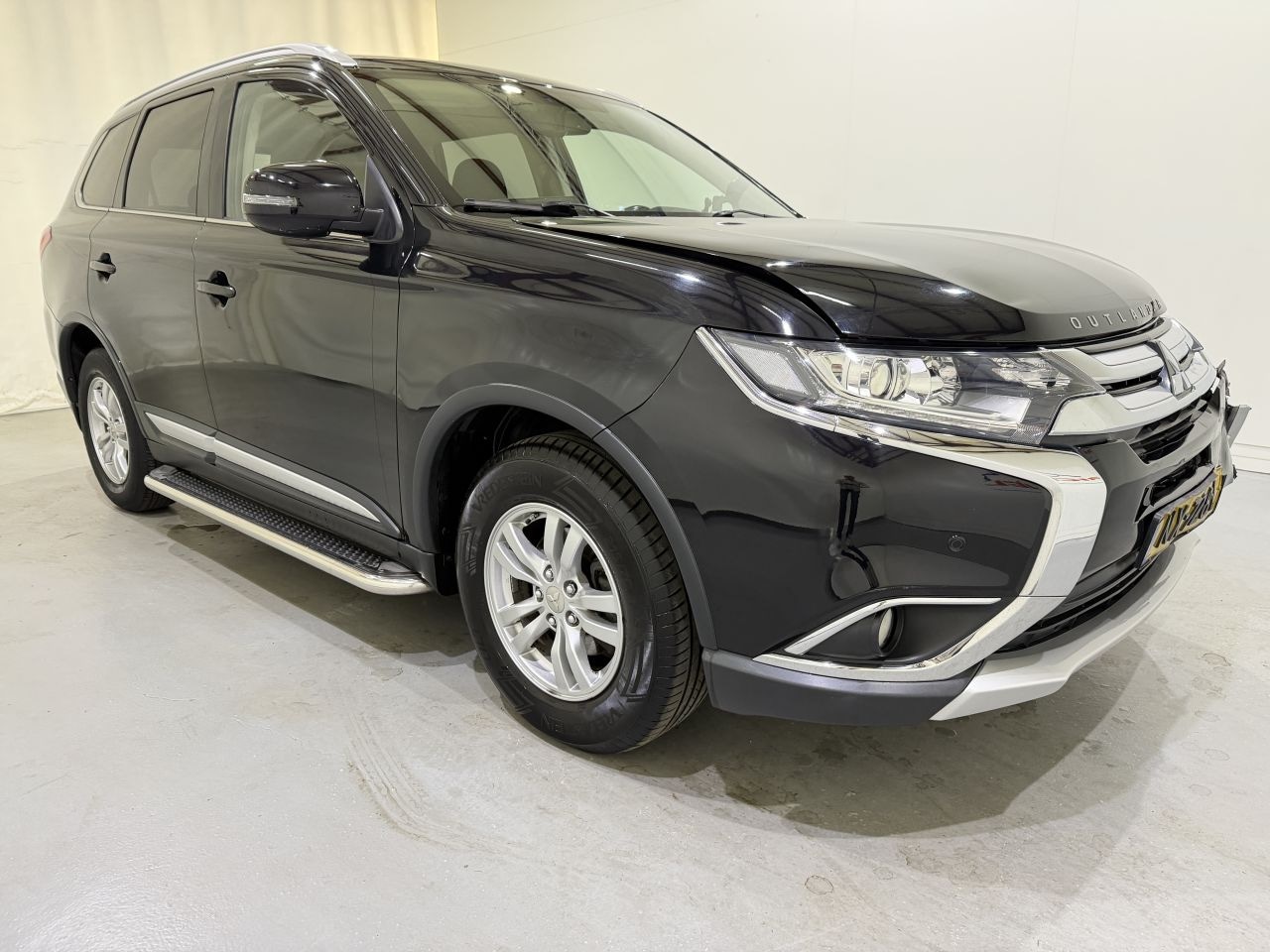 Mitsubishi Outlander - 2.0 Business Edition Aut. - AutoWereld.nl
