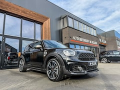 MINI Countryman - Cooper S E ALL4 John Cooper Works Aut 220pk/Jcw Stoelen/Camera/Navi/19"Jcw/Btw