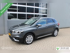Suzuki S-Cross - 1.0 Boosterjet Exclusive 1e Eig | Boekjes | Stoelverwarming | Navigatie | 5 keer op Voorra