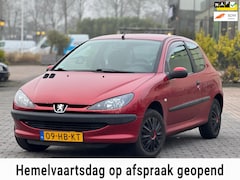 Peugeot 206 - 1.4 XT | APK 09-08-2026 | Elektrische ramen en spiegels | centrale vergrendeling | 2 sleut