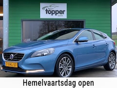 Volvo V40 - 1.6 T2 Momentum | Cruise Control | Navigatie | LED | Elekt.Ramen |