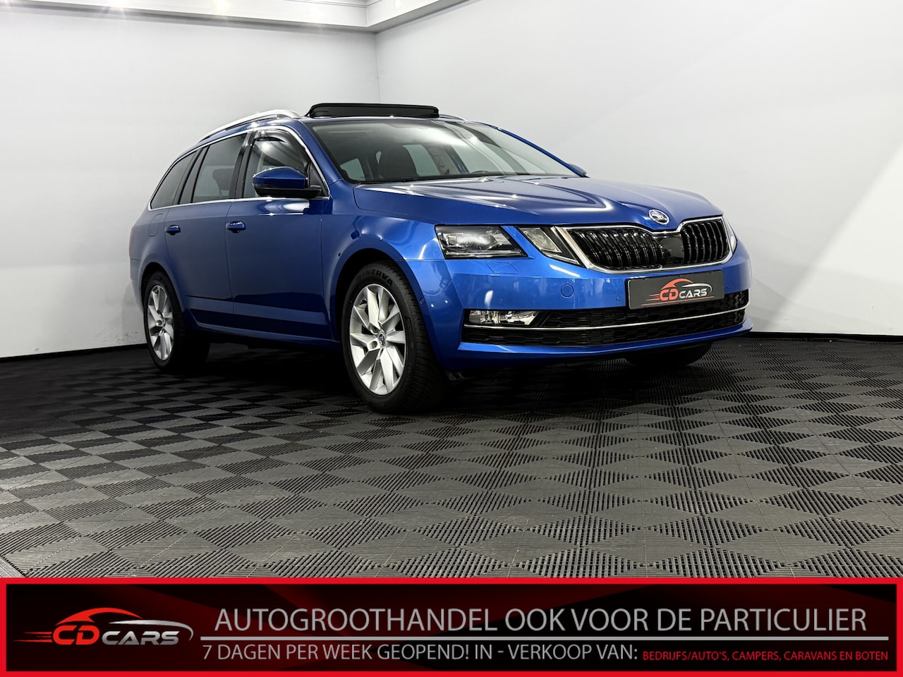 Skoda Octavia Combi - 1.0 TSI Greentech Style Business Panoramadak, Navi, Parkeersensoren, Keyless start, Cruise - AutoWereld.nl