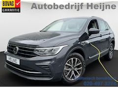 Volkswagen Tiguan - TSI 245PK HYBRIDE DSG LIFE TREKHAAK/NAVI/VIRTUAL