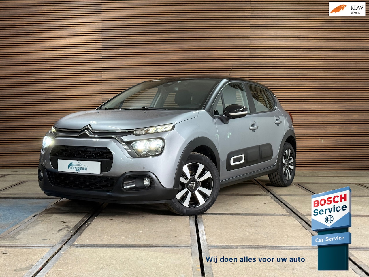 Citroën C3 - 1.2 PureTech Shine 110 PK | Cruise Control | Camera | Navigatie | Sportvelgen | Carplay - AutoWereld.nl