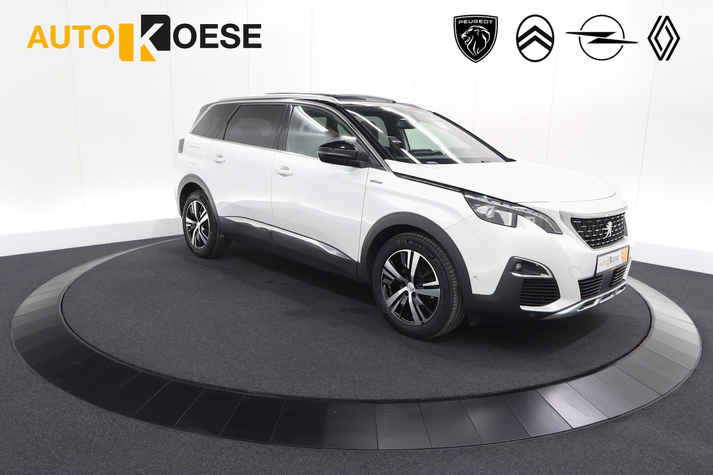 Peugeot 5008 - PureTech 130 EAT8 GT-Line | Schuif-/Kanteldak | Trekhaak | Elektrische Kofferklep | Camera - AutoWereld.nl