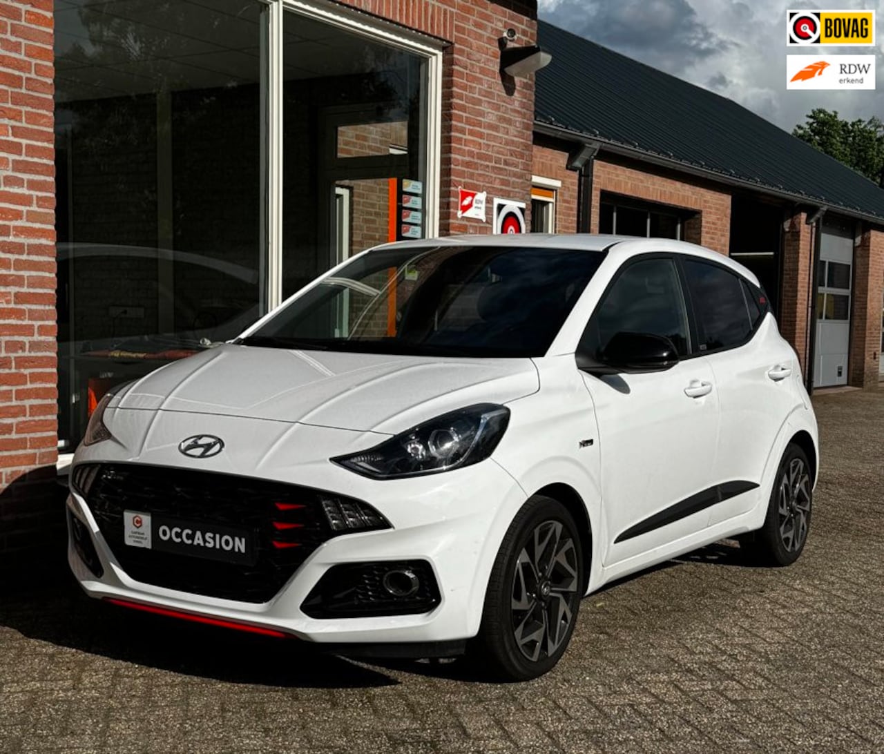 Hyundai i10 - 1.0 T-GDI N Line 5-zits 101PK *Camera*Stoel/Stuurverwarming*Carplay*Navi* - AutoWereld.nl