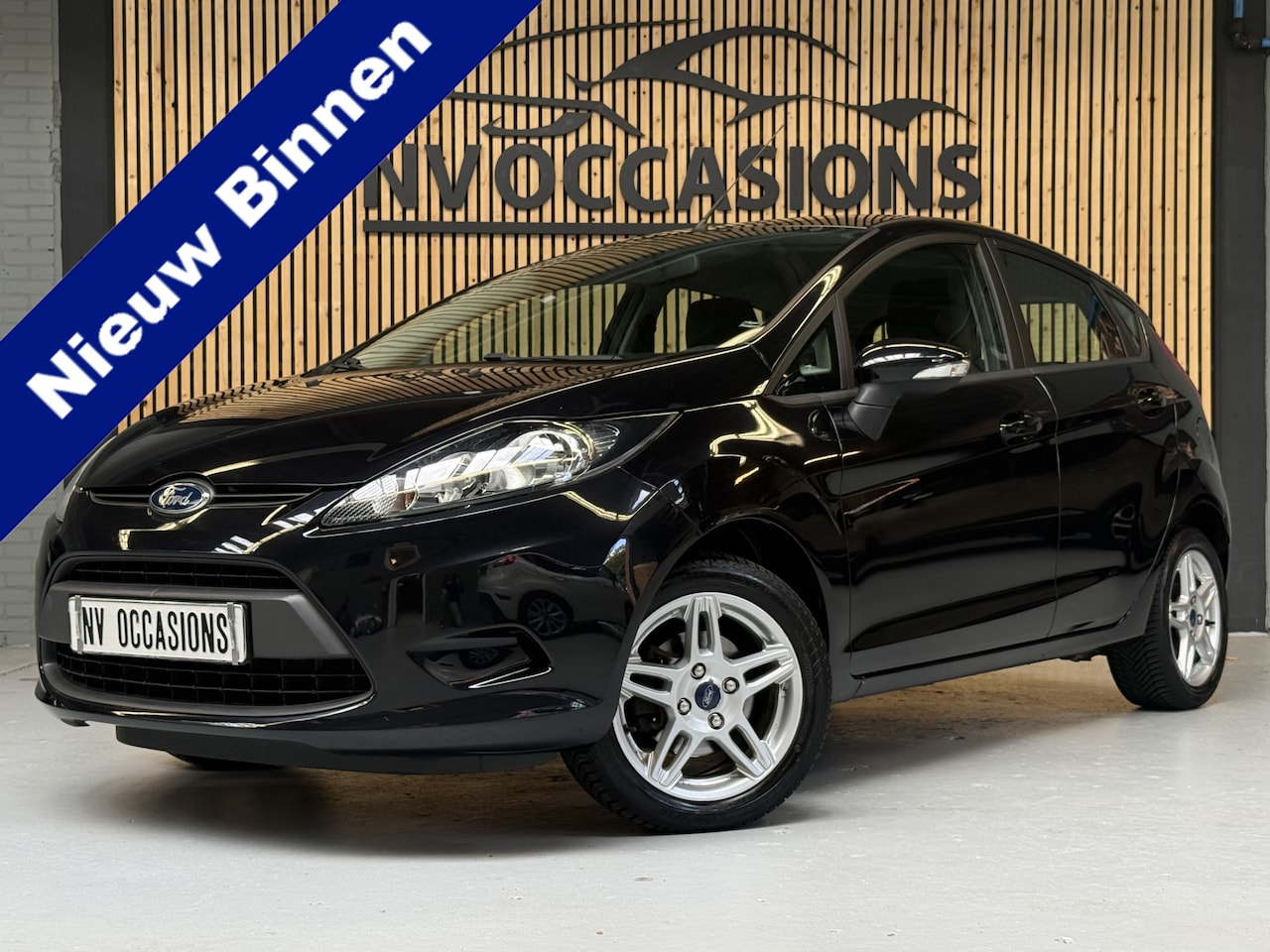 Ford Fiesta - 1.25 Limited NWE DISTRIEM/66DKM/NAP/UNIEK/15"/AIRCO/NETTE STAAT! - AutoWereld.nl