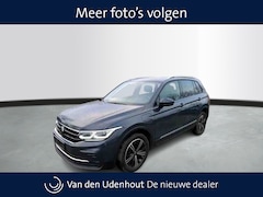 Volkswagen Tiguan - 1.4 TSI eHybrid 245pk PHEV Active / Panoramadak / Trekhaak / Head Up