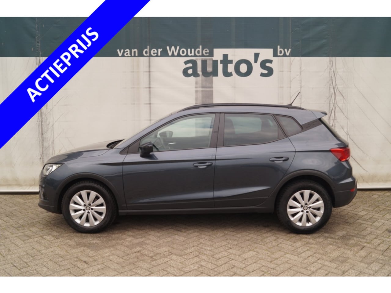 SEAT Arona - 1.0 TSI Style Business Intense -ECC-NAVI-CAM-PDC-ACC- - AutoWereld.nl