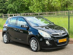 Hyundai i20 - 1.2i DynamicVersion /Trekhaak/Airco/