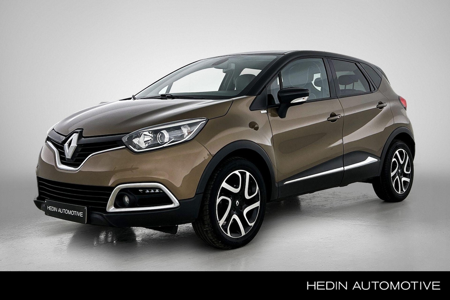 Renault Captur - 0.9 TCe Barista | Climate control | Achteruitrijcamera | - AutoWereld.nl