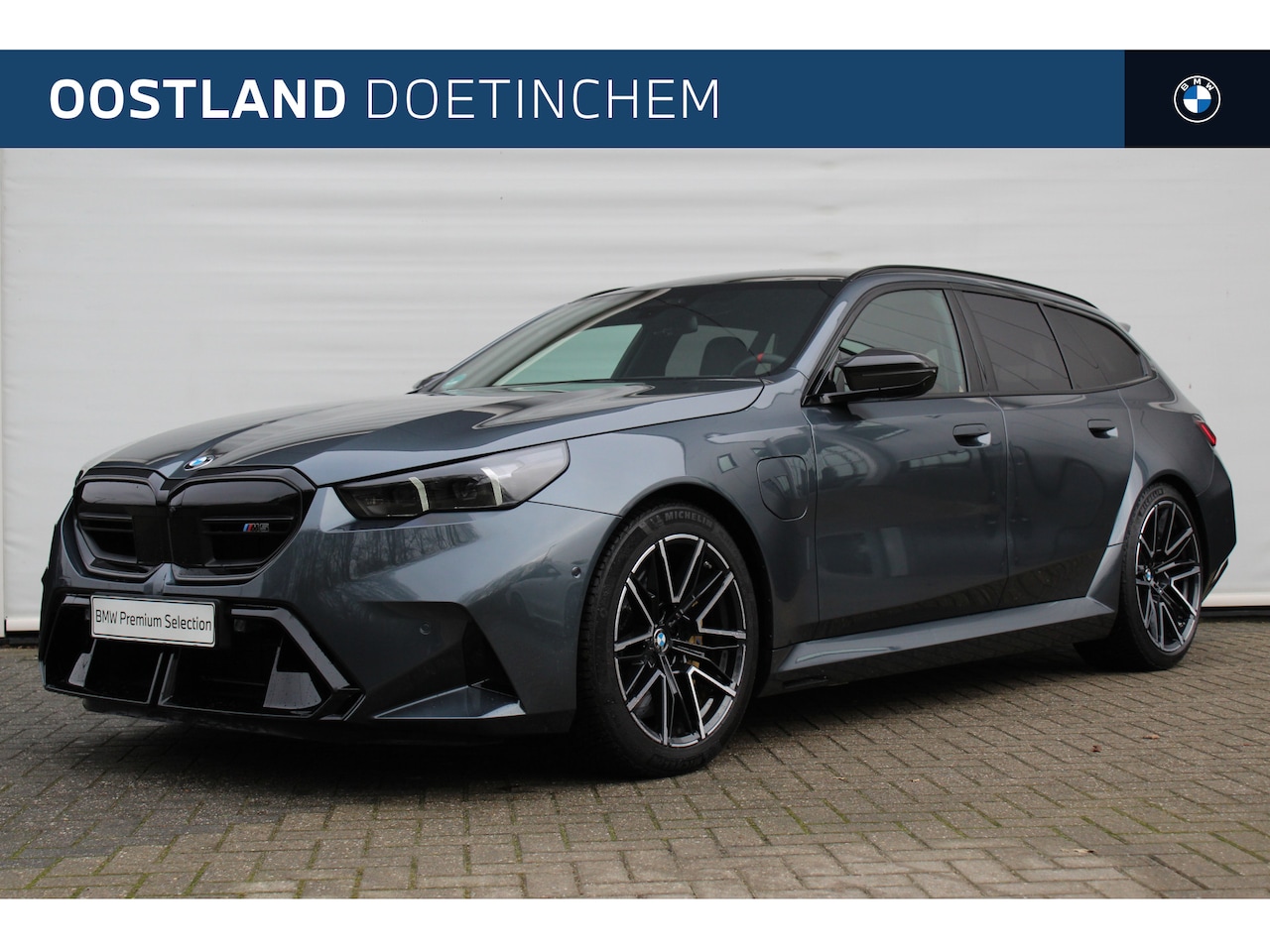 BMW 5-serie Touring - M5 M Carbon-keramische remmen / Individual Thunder Metallic / M Drive Professional / Panor - AutoWereld.nl