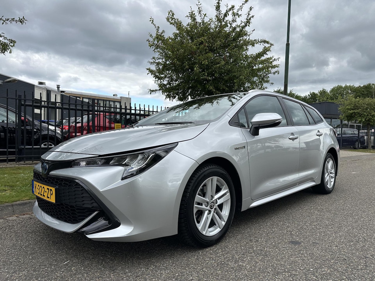 Toyota Corolla Touring Sports - 1.8 Hybrid 122pk CVT - AutoWereld.nl