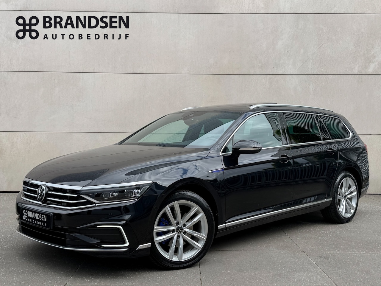 Volkswagen Passat Variant - 1.4 TSI PHEV GTE Business Leder-Pano-ACC-18"-Virtual-360 - AutoWereld.nl