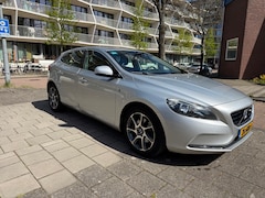 Volvo V40 - 2.0 D2 Summum Ocean Race