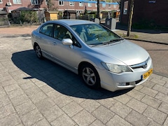 Honda Civic - 1.3 Hybrid